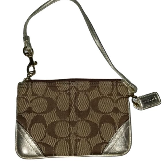 Coach Mini - Picture 6 of 6